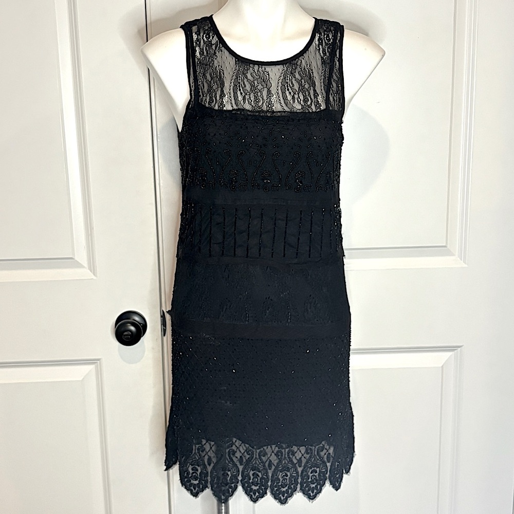 NWOT Kimchi Blue Black Lace Beaded Sleeveless Shift Mini Dress S